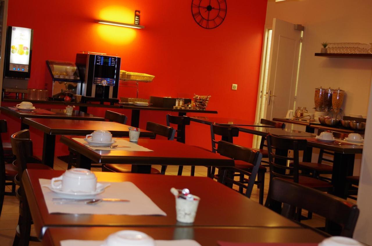 The Originals City, Hotel Le Savoy, Caen Bagian luar foto